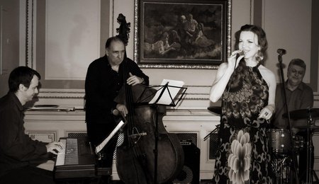 Vörös Niki Quartet adventi koncertje Esztergomban