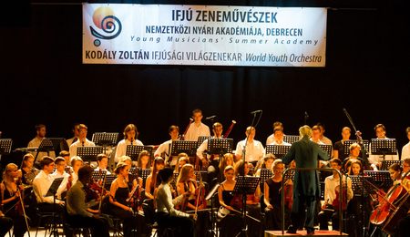 A Kodály Zoltán Ifjúsági Világzenekar hangversenye Pozsonyban