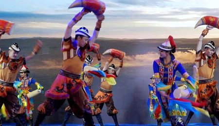 Kínai mongol és jugur folklór műsor Pozsonyban