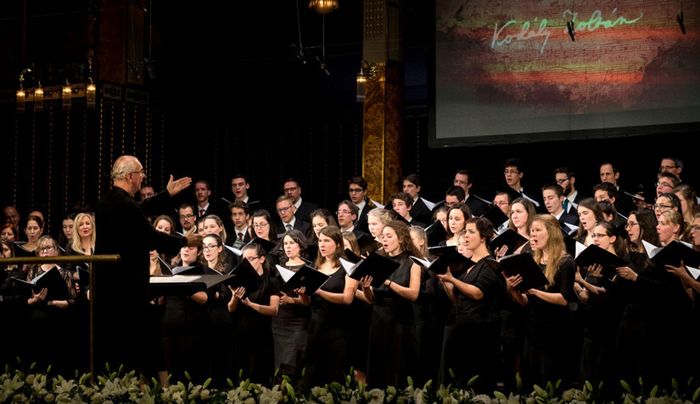 Kodály kórusművei – karácsonyi koncert online a Zeneakadémiáról