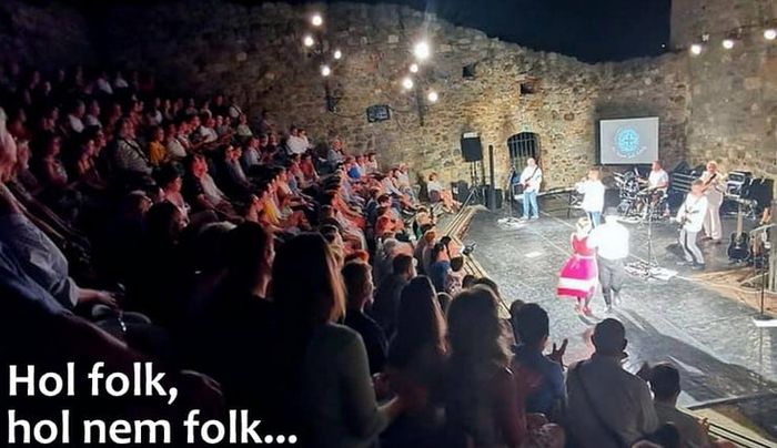 Hol folk, hol nem folk – a Sic Transit Folk Műhely koncertje Lábatlanon
