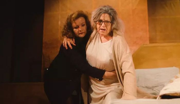 Grace és Gloria – a kassai Thália Színház előadása - Márai bérlet