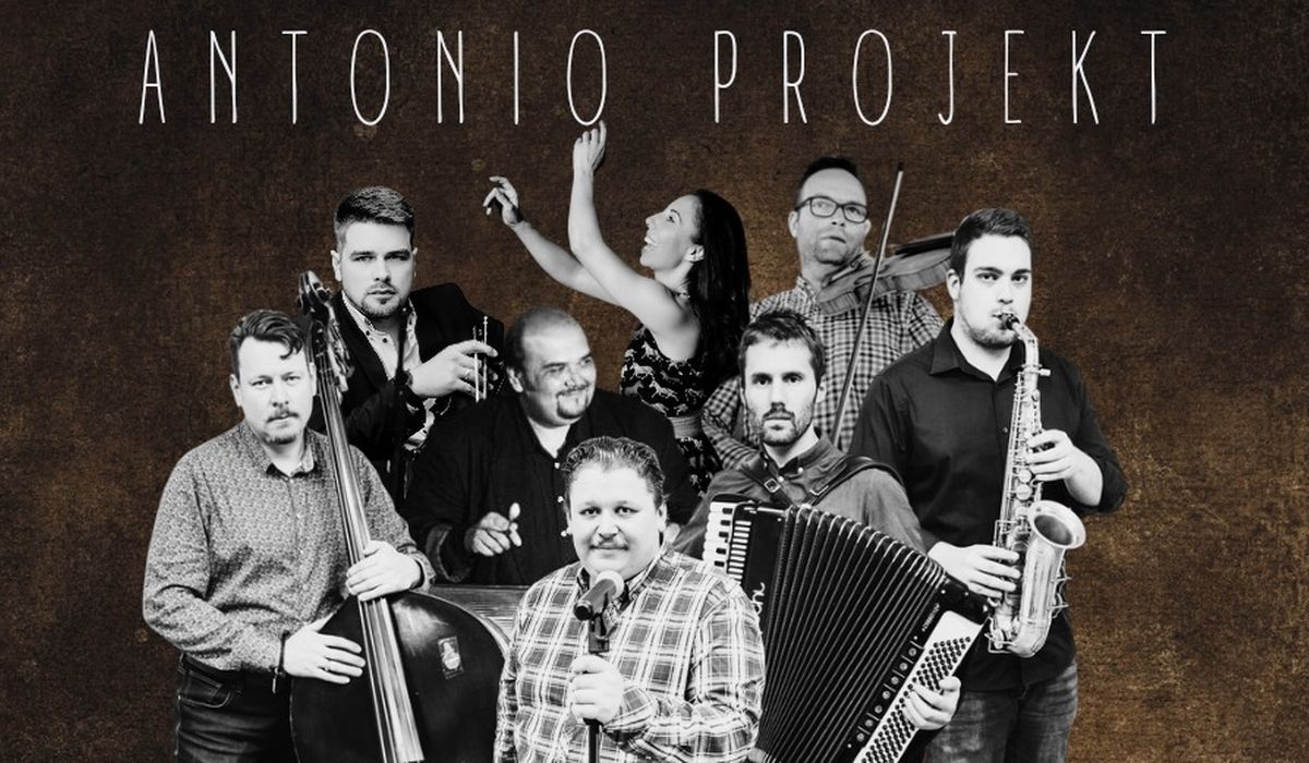 Az Antonio Projekt koncertje a 2023-as Figur Népzenei Táborban Búcson - keddi program