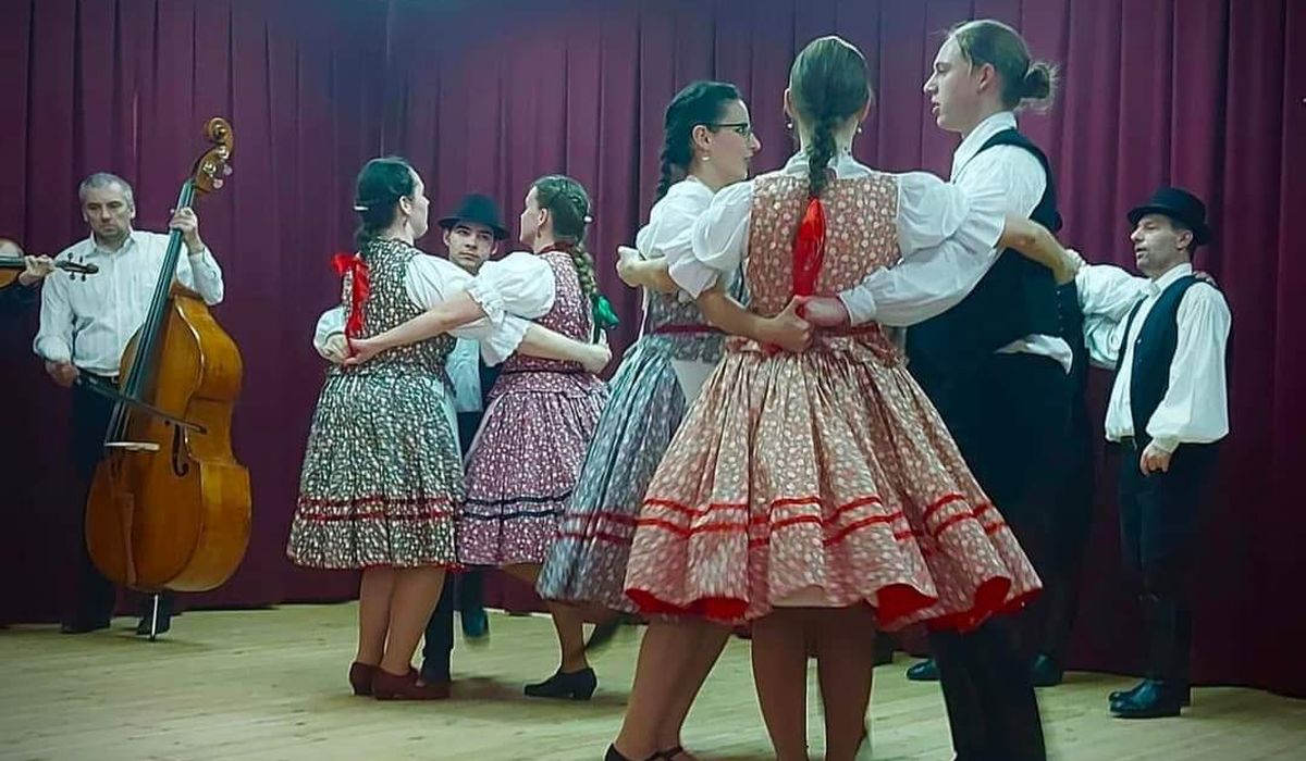 Egymásba karolva - a Kassa megyei magyar gyermek néptáncegyüttesek fesztiválja Borsin (részletes program)