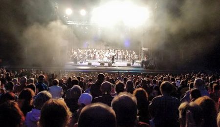 Közös koncertet adott az Omega és az Olympic a Karlovy Vary-i filmfesztiválon