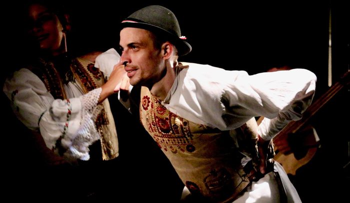 Balesetet szenvedett az Ifjú Szivek Táncszínház egyik tagja Avignonban
