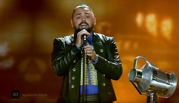 Nagyot énekelt Pápai Joci - bejutott az Eurovíziós Dalfesztivál döntőjébe