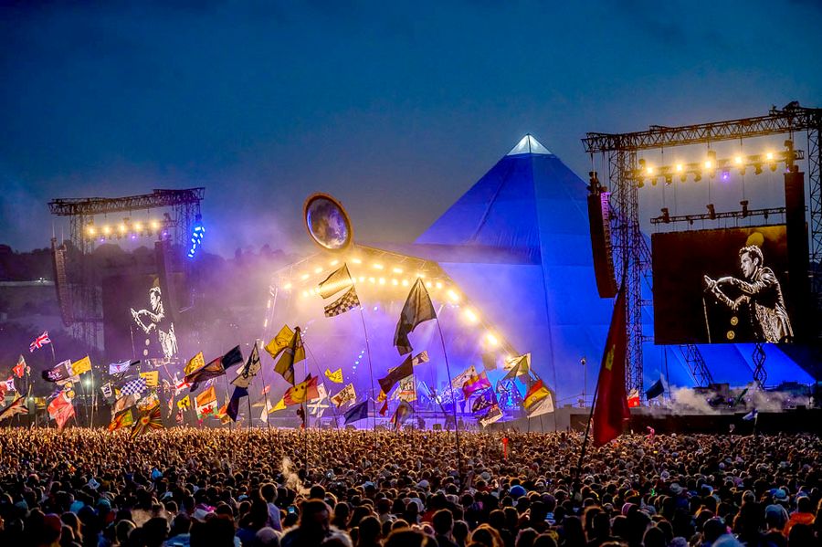 Elmarad a Glastonbury fesztivál - látványos virtuális koncertet szerveznek