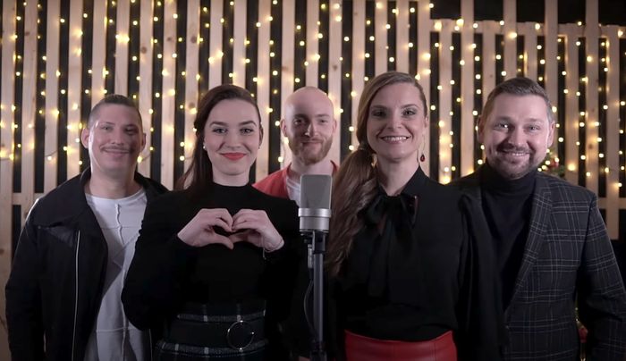 A Neoton Familia ünnepi dalát dolgozta fel a For You - Ha elmúlik karácsony