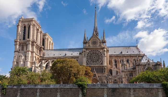 Eredeti formában állítják helyre a párizsi Notre-Dame-székesegyházat