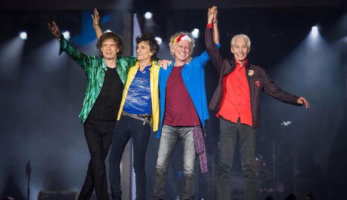 Nyolc év után új Rolling Stones dal és klip - Living In A Ghost Town