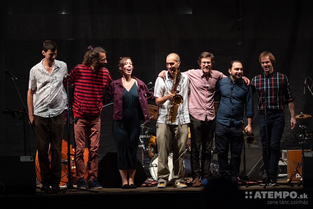 OTT JÁRTUNK: Felvidéki zenészek muzsikáltak Bettikának (FOTÓK