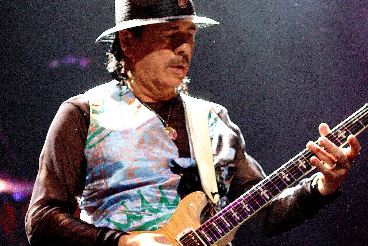 Koncerten lett rosszul Carlos Santana, de már jobban van (VIDEÓ)
