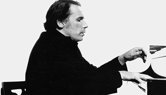 40 éve hunyt el a különc, Glenn Gould kanadai zongoraművész