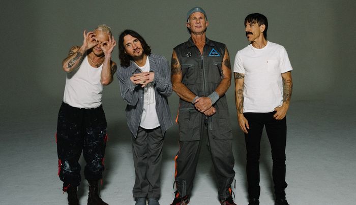 Újabb dal a Red Hot Chili Peppers hamarosan megjelenő albumáról - Poster Child