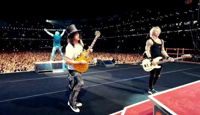 Látványos videó a Guns N’ Roses budapesti koncertjéről