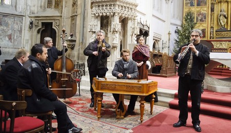 A Fonó zenekar adventi koncertje Kassán